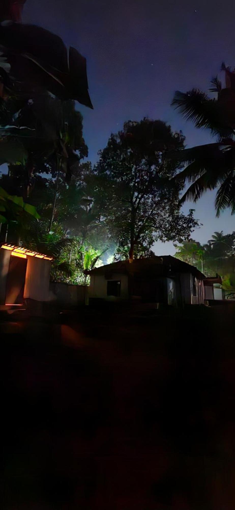 Islandstay-A Riverside Property Kollam Kültér fotó